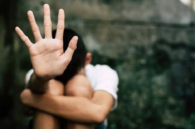 Преподавателя, которого подозревают в педофилии, уволили из колледжа в Черновцах