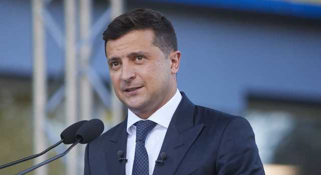 Зарплаты в Украине приближаются к польским, - Зеленский