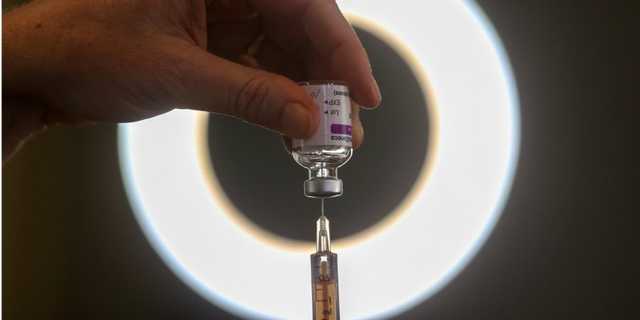 Шмыгаль озвучил график поступления в Украину бесплатных вакцин от COVID-19