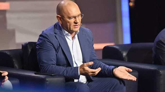 Дубинский, привет, – скандальный Шевченко прокомментировал свое исключение из фракции "слуг"