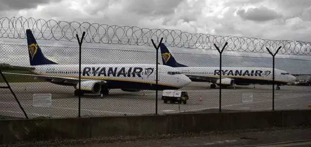 Редактор Nexta рассказал о потасовке КГБшников с экипажем на борту самолета