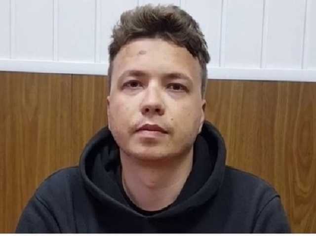 В МИД Польши заявили, что Протасевича избивали после задержания