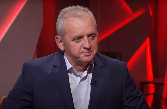 Муженко рассказал, как принималось решение «сдать» России Крым