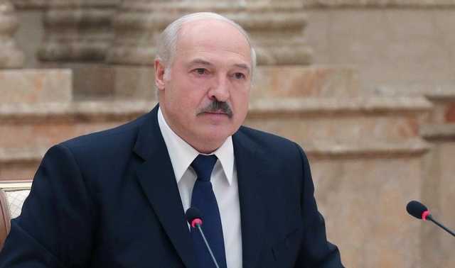 Лукашенко пригласил Путина и Байдена в Минск: сопровождение истребителями обеспечим