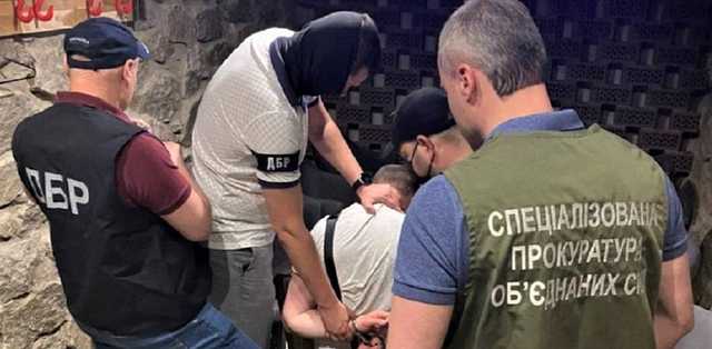 В Харькове пограничник попался на взятке