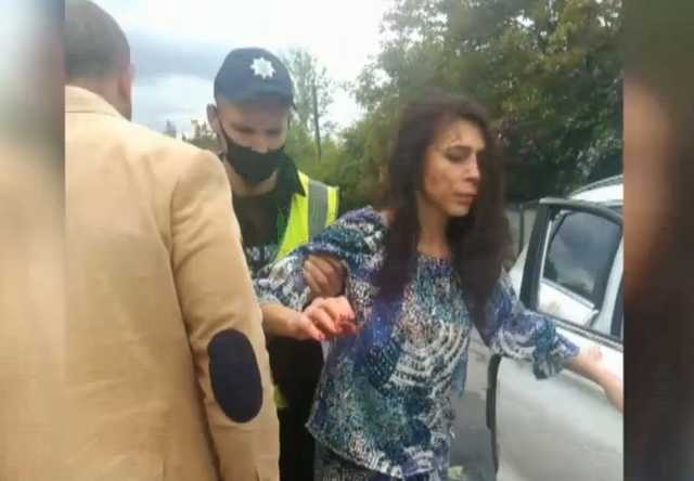 В Виннице из СИЗО выпустили женщину-водителя, которая пьяной сбила ребенка на тротуаре