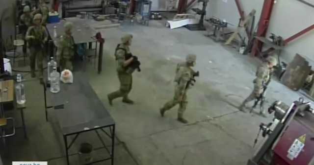 Американские десантники по ошибке атаковали завод в Болгарии, захватив в плен рабочих