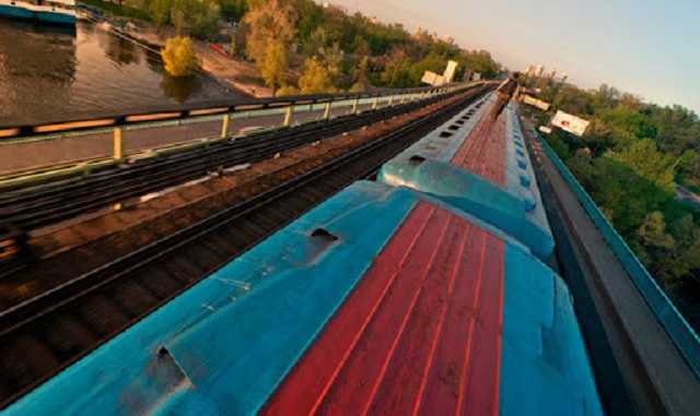 На даху вантажного вагона згорів 18-річний студент, рідні та друзі підозрюють розбірки