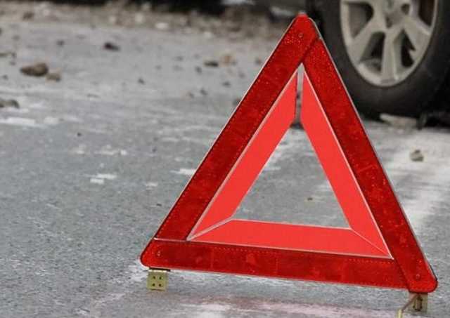 Во Львовской области автомобиль въехал в дом, четверо пострадавших