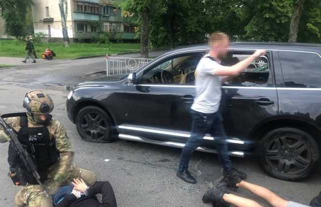 Спецоперация по освобождению похищенной женщины в Киеве: четверо рэкетиров задержаны