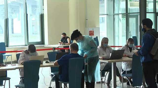 На Правом берегу Киева планируют открыть центр вакцинации: в КГГА назвали сроки