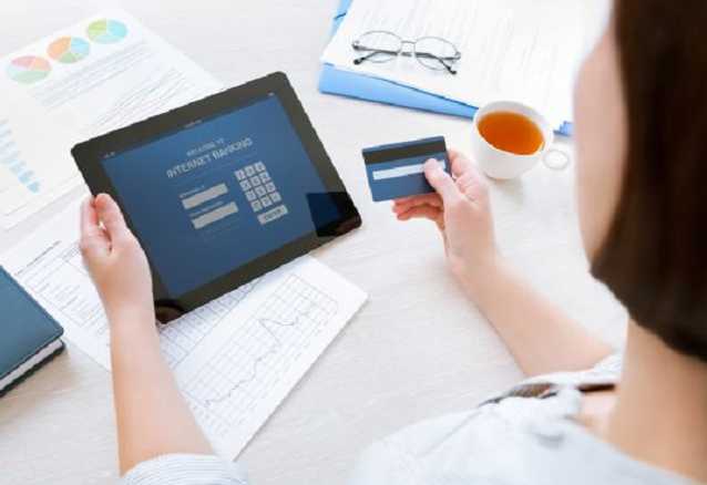 Перевод денег с карты на карту: как это делать по новым правилам