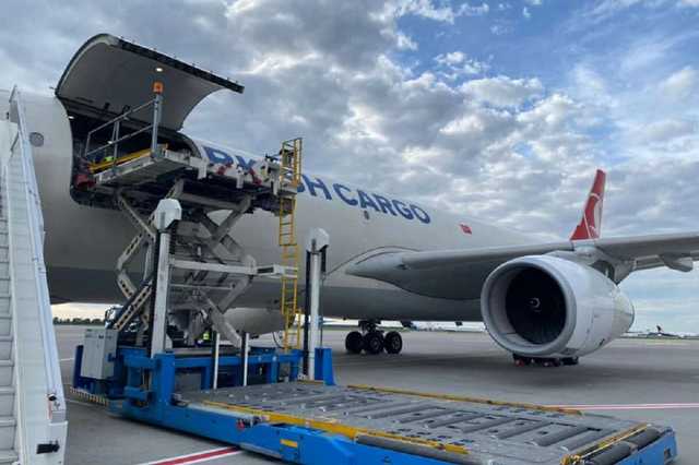 В Украину прибыла очередная партия вакцин от Covid