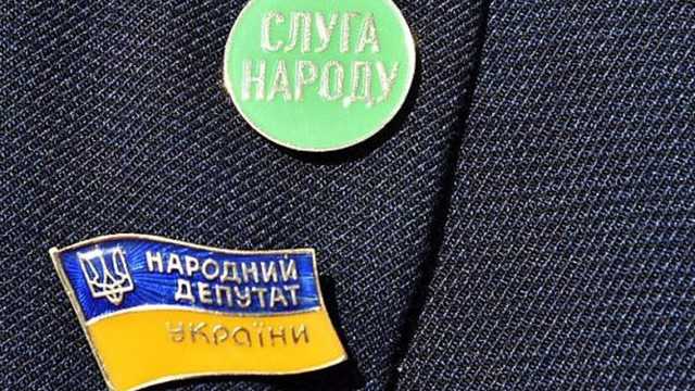 "Слуги народа" на заседании Рады обсуждали введение "сухого закона" во фракции
