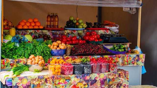 В Украине подорожал «борщевой набор» и сезонные ягоды