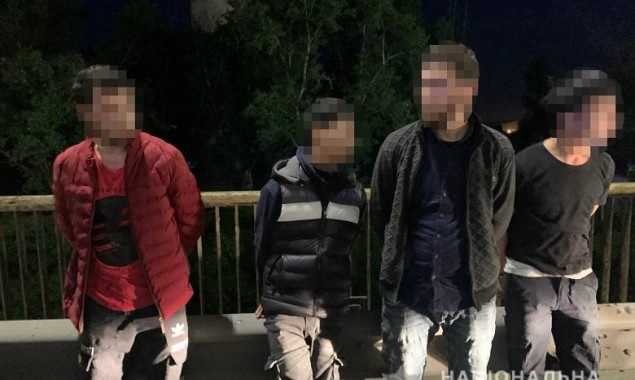 В Киеве полицейские задержали группу иностранцев за похищение человека