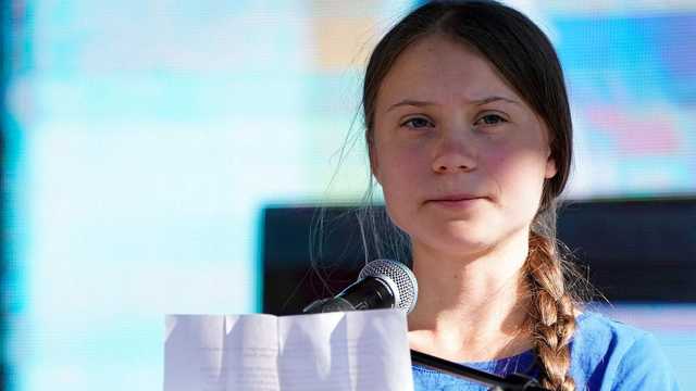 Впервые с начала пандемии: Грета Тунберг вышла на климатическую забастовку