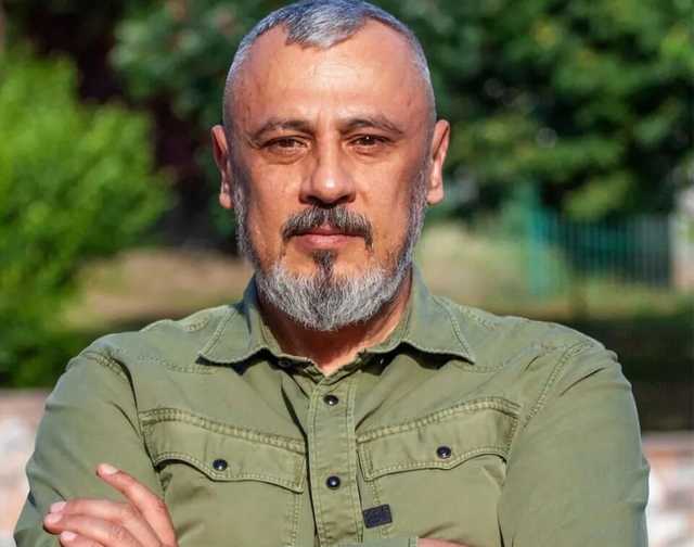 Куратор батальона "Кривбасс" сманипулировал по поводу войны на Донбассе в прямом эфире