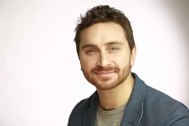 "Постоянно кто-то кумарит": фронтмен СКАЙ рассказал об алкогольной зависимости