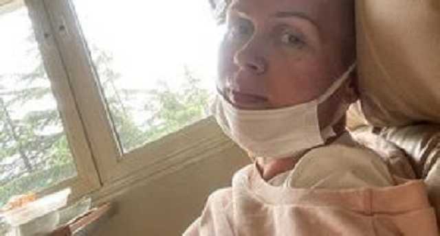 Волонтер из Полтавы Анна Копотун просит помочь на курс химиотерапии