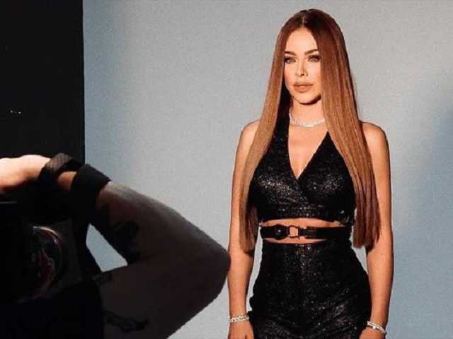 Ани Лорак показала, что должно быть в гардеробе каждой девушки