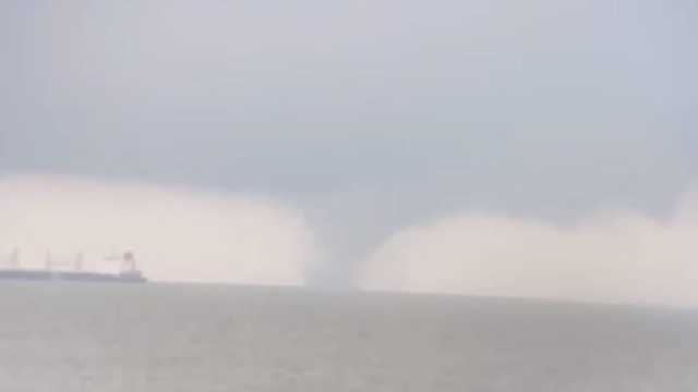 В море в Одесской области пронесся огромный смерч