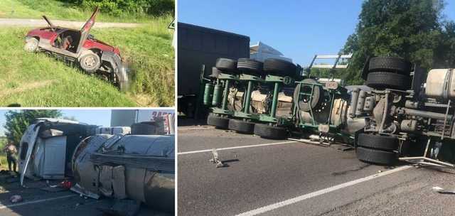 На трассе Киев – Чоп столкнулись грузовик и ВАЗ: образовалась многокилометровая пробка