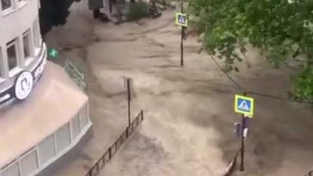 Унесло течением: в оккупированном Крыму есть первая жертва аномальных ливней