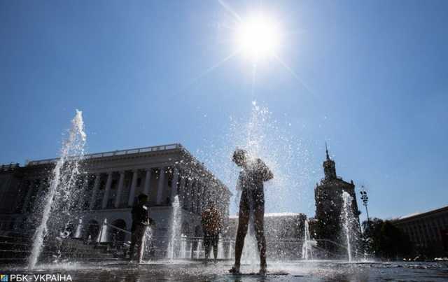Завтра в Україні прогнозують до +34 тепла: де чекати спеку