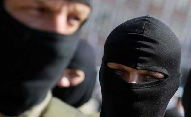 Відома київська рейдерша Тісовська продовжує захоплення квартир на Оболонській набережній