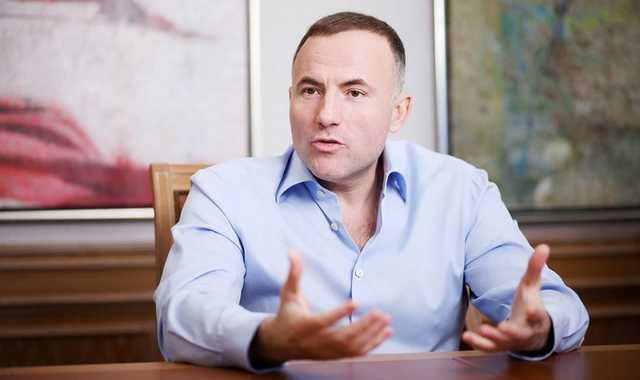 Олигарх Павел Фукс построил "антиукраинскую империю". 5 фактов, которыми обязаны заняться правоохранители