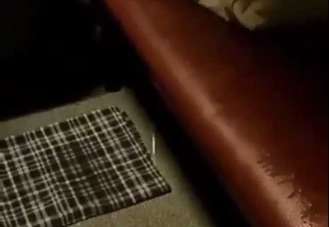 "Охлаждающий душ от "Укрзализныци": пассажиры поезда показали, как с потолка вагона льется вода