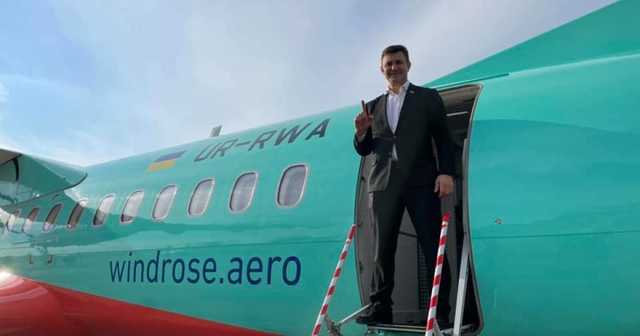 "Крепость тоже я разрушил?": Тищенко отрицает задержку самолета в Ужгород