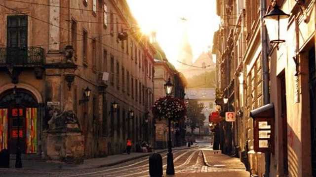 Впервые за 75 лет: жара во Львове побила исторический температурный рекорд