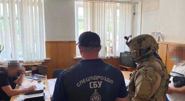 В Харьковской области полицейские требовали деньги и пытали задержанных