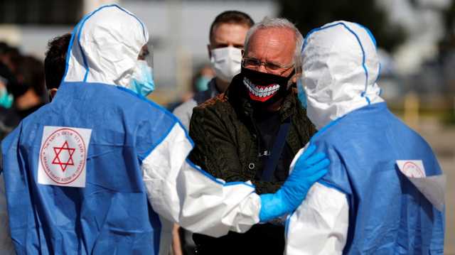 Дельта-COVID начал ускользать от вакцин: врач из Израиля сказал, кто в зоне риска