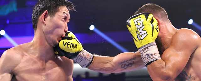 Появилось видео нокаута в бою Ломаченко