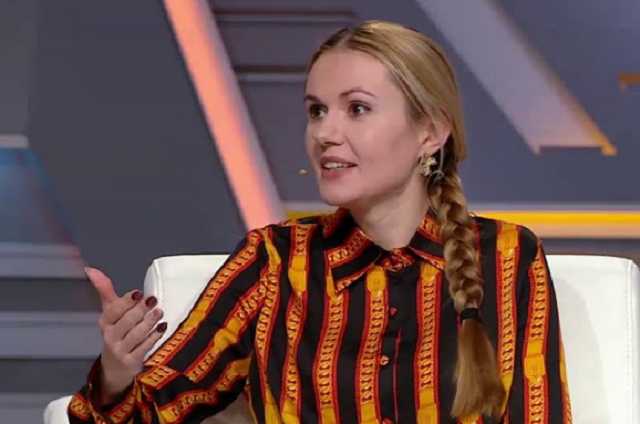 Скороход пришла в парламент в пиджаке с принтом "разваливающейся" Рады