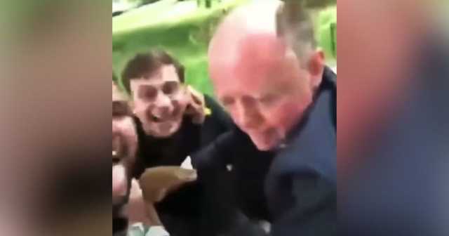 В Сети распространили видео нападения на главного врача Англии