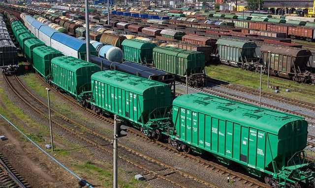 «Укрзализныця» оказалась на грани остановки из-за отсутствия топлива – СМИ