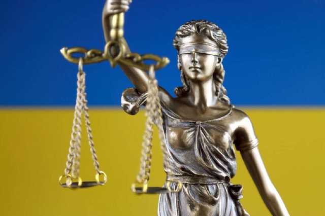 Суд уменьшил залог экс-главе МИД Кожаре, который во время пьянки застрелил товарища