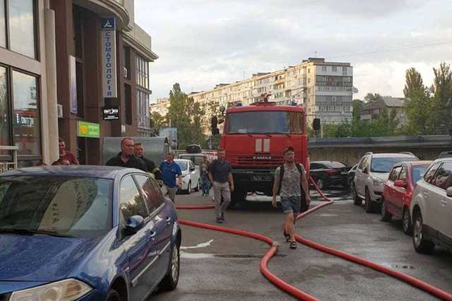 В Киеве горел супермаркет