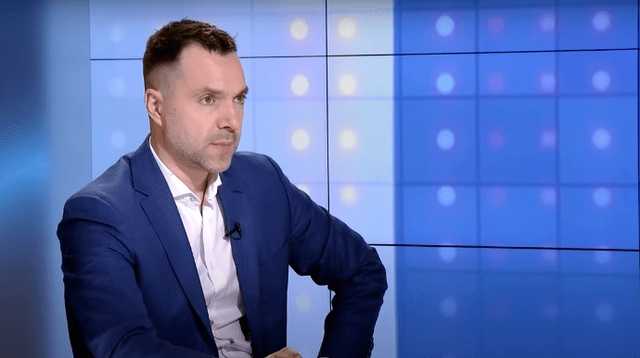 Арестович озвучил ситуацию, когда украинские военные пойдут в наступление на Донбассе