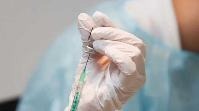 В МОЗ объяснили, как украинцам получить второй укол вакцины против коронавируса