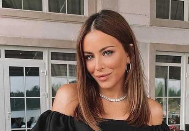 Ани Лорак засветилась в Киеве и пообещала всех удивить