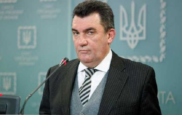 Данилов объяснил, почему заводы Фирташа продолжают работать