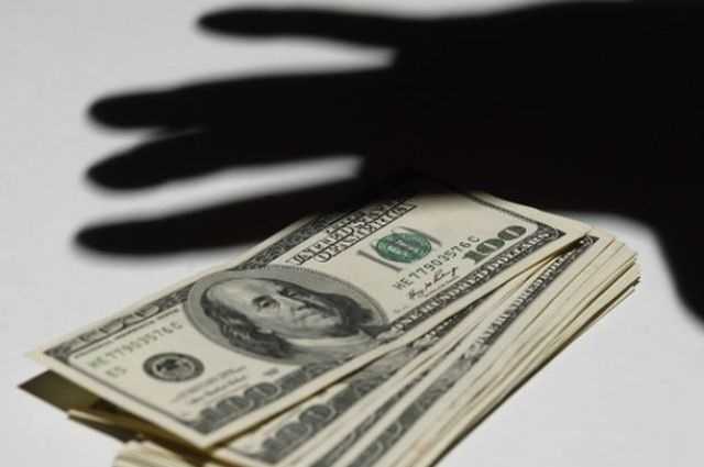 В Ровненской области на взятке задержали заместителя военкома