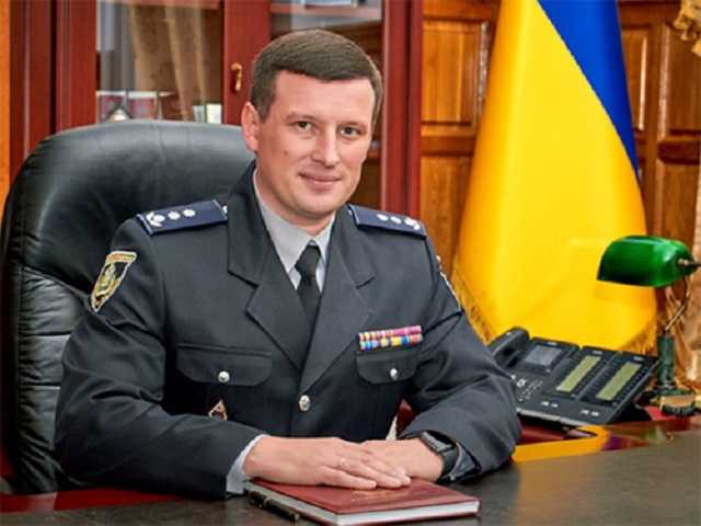 Глава полиции Херсонской области официально ездит на «Ниве»