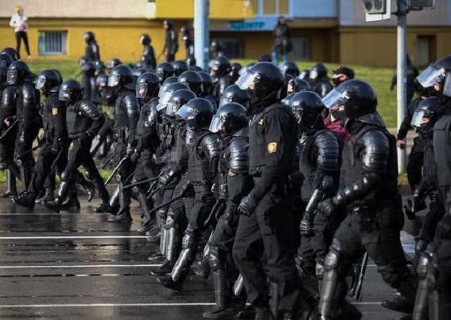 Лукашенко начал «истребление» недовольных