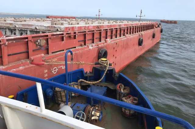 АРМА через суд заставили отменить конкурс по управлению баржами, украденными у Дунайского пароходства